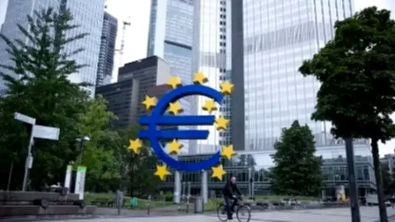 ECB dự báo lạm phát eurozone tăng lên 4% trong tháng 4