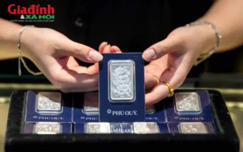 Giá bạc hôm nay 26/6: Bạc Phú Quý DOJI Ancarat Sacombank SBJ giảm còn bao nhiêu