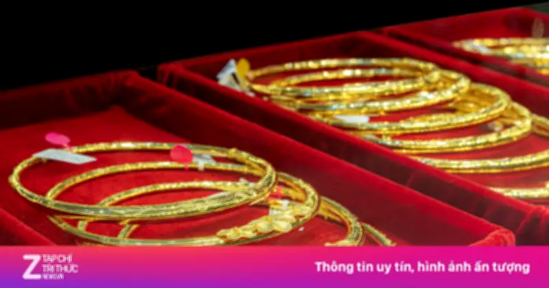 Giá vàng giảm thêm gần 5 triệu đồng/lượng, xuống dưới 145 triệu