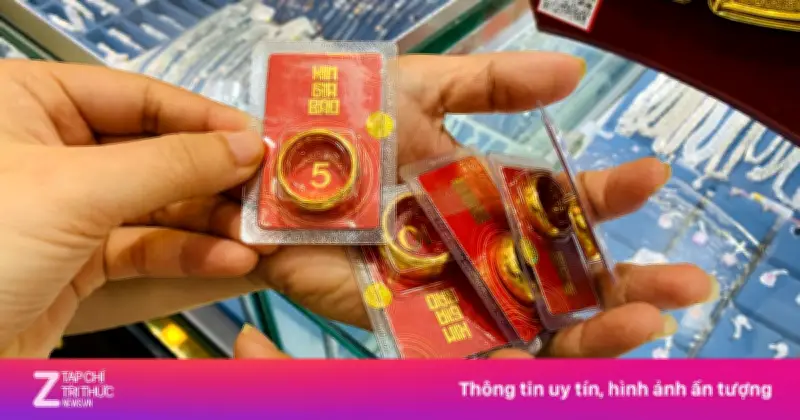 Giá vàng lao dốc, nhà đầu tư lỗ nặng: Nên cắt lỗ hay tiếp tục nắm giữ?