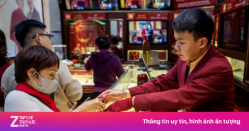 Giá vàng trong nước bất ngờ đứng yên giữa lúc thế giới lao dốc