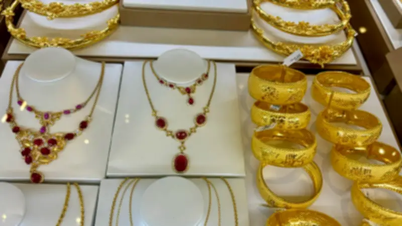 Giá vàng trong nước giảm mạnh, 'bốc hơi' gần 4 triệu đồng/lượng