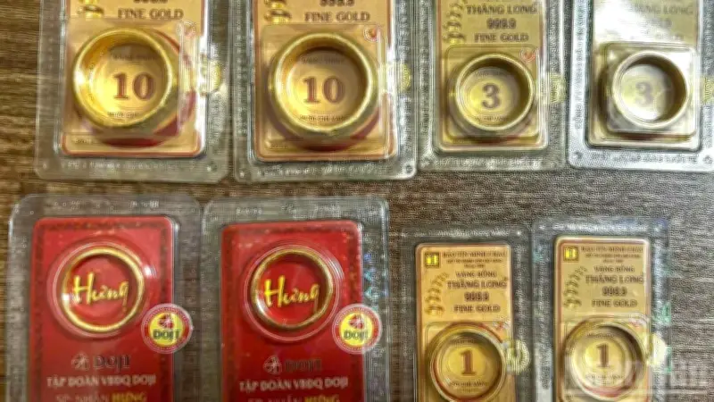 Giá vàng trong nước tăng 1,1-1,6 triệu đồng/lượng, vàng thế giới vượt 4.200 USD