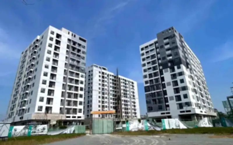 Giá vật liệu xây dựng neo cao bất chấp nhiên liệu giảm, gây áp lực lớn