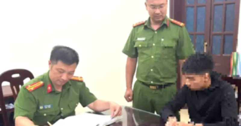 Giao xe cho con 15 tuổi gây tai nạn, người mẹ bị khởi tố hình sự