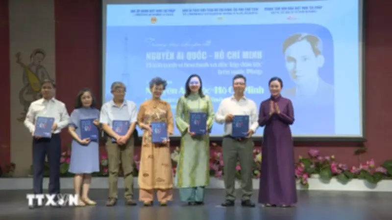 Giới thiệu sách ảnh song ngữ Nguyễn Ái Quốc - Hồ Chí Minh với nước Pháp