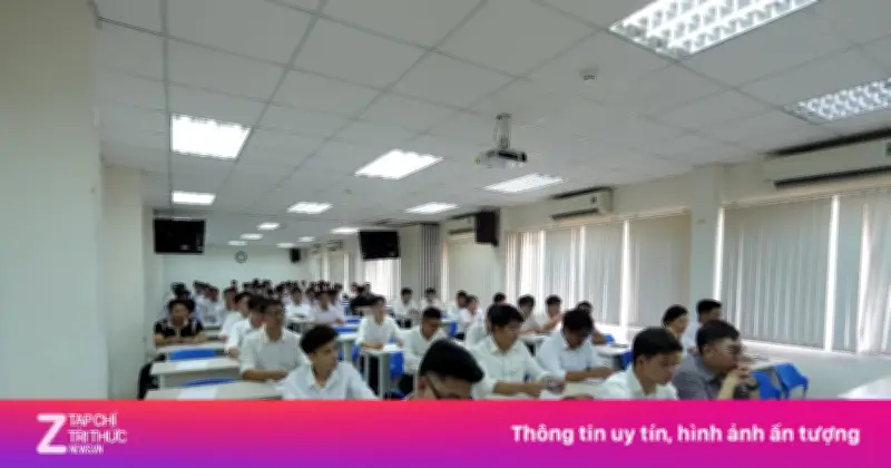 Gần 300 ứng viên tham gia kỳ thi tuyển dụng tại sân bay Long Thành