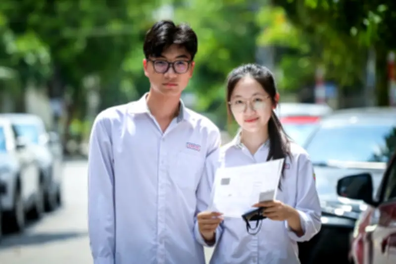 GS Lê Anh Vinh góp ý về đề thi: Nên trung tính và phổ quát hơn