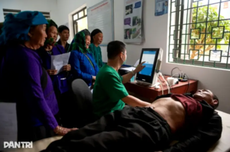 Hà Nội khám sàng lọc miễn phí cho người dân: Nhân văn và tầm nhìn dài hạn