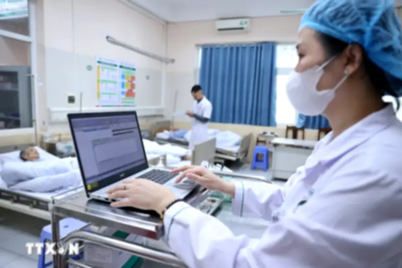 Hà Nội triển khai hiệu quả các nền tảng y tế thông minh hiện đại