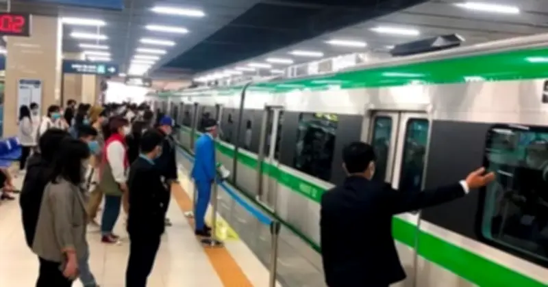 Hà Nội yêu cầu làm rõ vụ bảo vệ ga metro bị nợ lương kéo dài