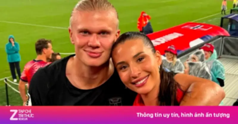 Haaland ôm bạn gái sau cú đúp, Na Uy lần đầu vào vòng knock-out World Cup