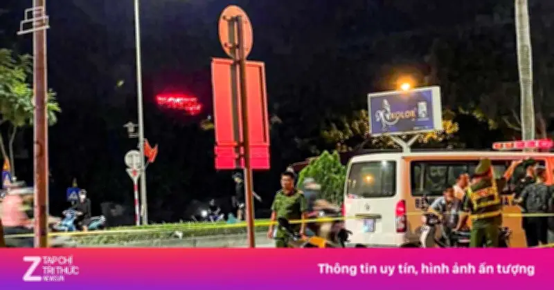 Hai vụ tai nạn liên tiếp trong đêm ở Hà Nội, 5 người thương vong