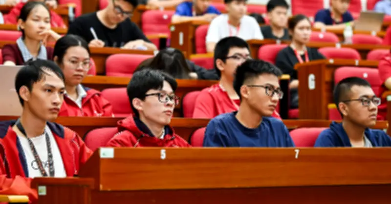 Học bổng 15 ngành khoa học cơ bản và kỹ thuật chiến lược năm 2025