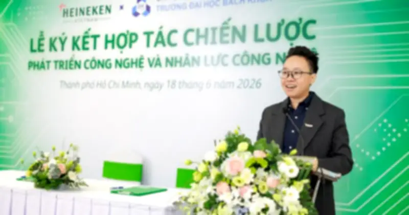 HEINEKEN hợp tác ĐH Bách khoa phát triển robot hình người trong sản xuất