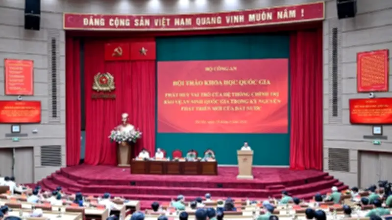 Hội thảo khoa học: Phát huy giá trị văn hóa, sức mạnh con người Việt Nam