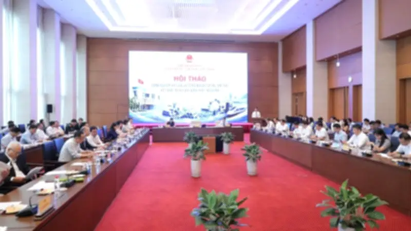 Hội thảo về công nghiệp vật liệu và cơ khí, chế tạo trong giai đoạn phát triển mới