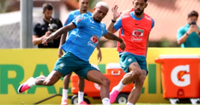 HLV Ancelotti tuyên bố Brazil luôn có cầu thủ giỏi thay thế Wesley