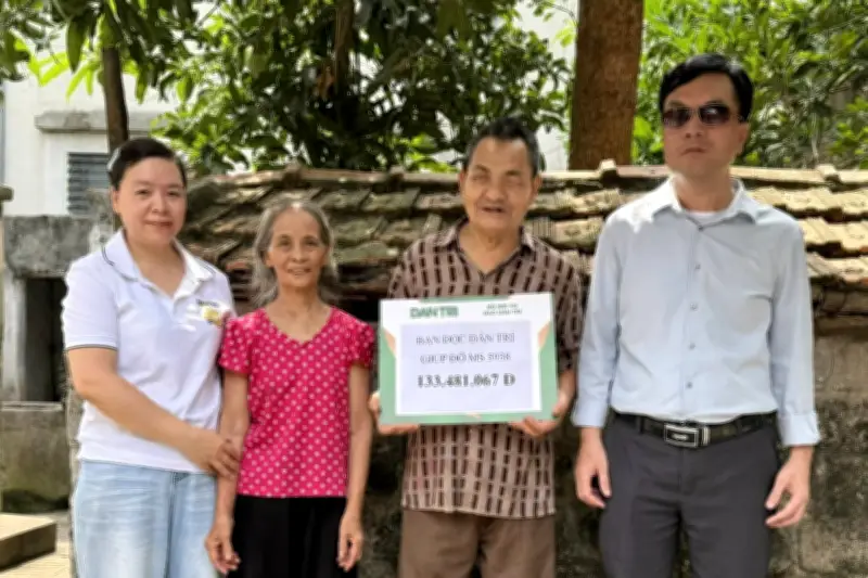 Hơn 143 triệu đồng giúp vợ chồng người khiếm thị vơi bớt khó khăn