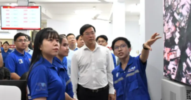 Hơn 20.000 người dân được thanh niên hỗ trợ chuyển đổi số sau 10 ngày