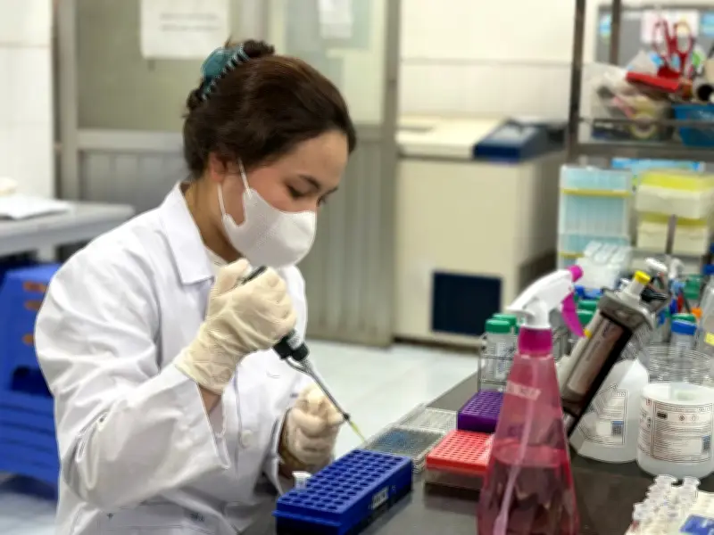 Hơn 22.000 sinh viên STEM trúng tuyển năm 2025 được cấp học bổng