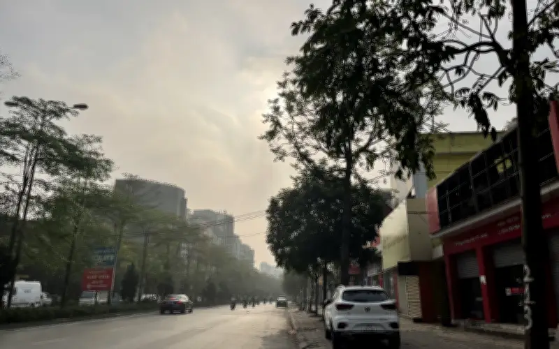Hàng triệu người dân Hà Nội và miền Bắc ngao ngán với đợt thời tiết kéo dài