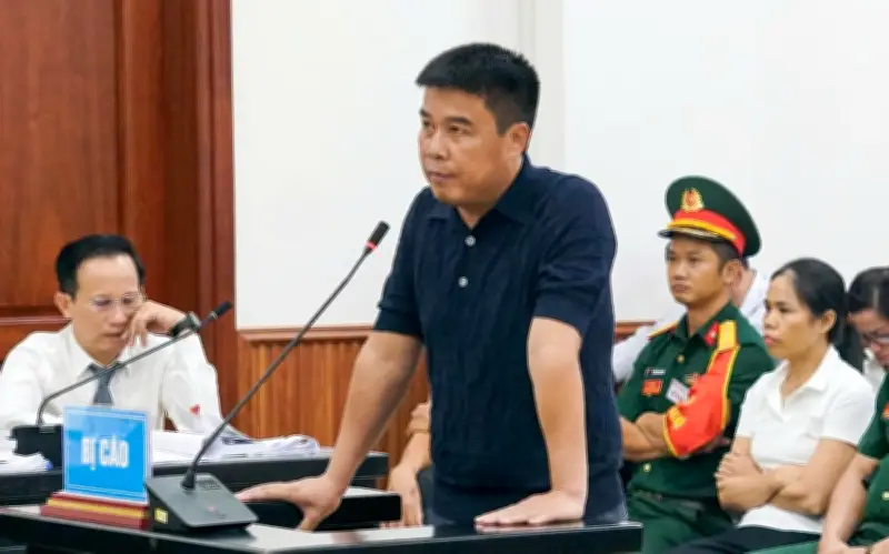 Hàng trăm bị hại vụ Phúc Sơn không nhận tiền, đòi nhận đất