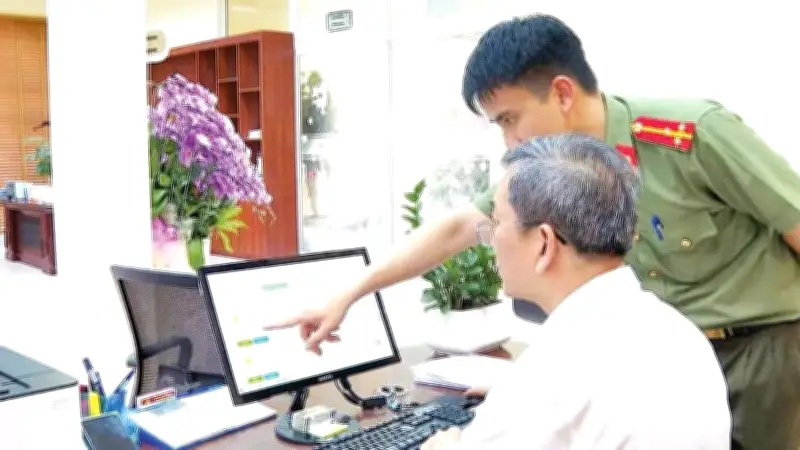 Hưng Yên triển khai phần mềm khai báo tạm trú mới cho người nước ngoài
