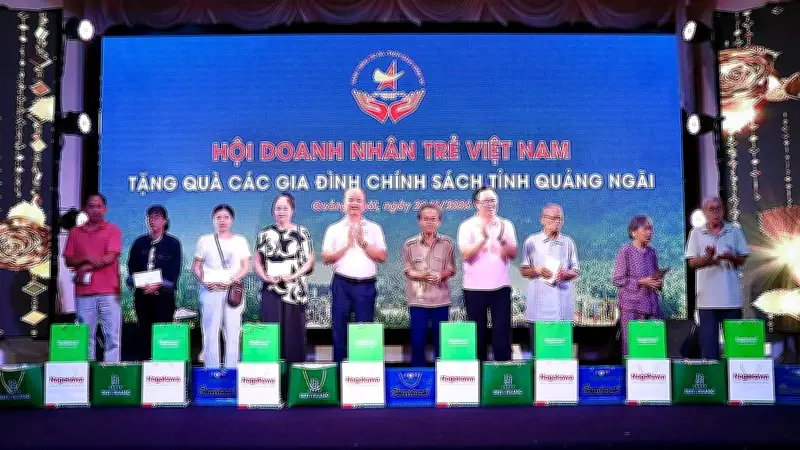Hành trình tri ân của Hội Doanh nhân trẻ Việt Nam 2026 khép lại tại Quảng Ngãi