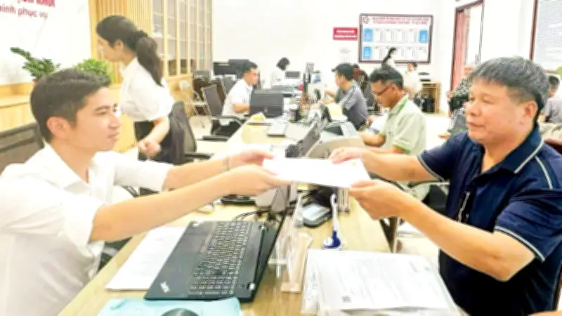 Hoàn thiện thể chế cho mô hình chính quyền địa phương 2 cấp hiệu quả