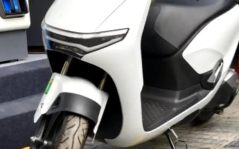 Honda giảm tới 22 triệu đồng cho xe máy điện, giá đại lý thấp hơn niêm yết