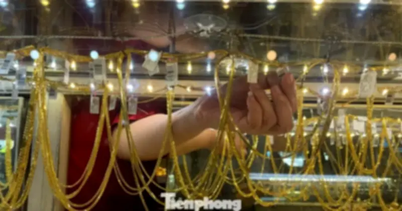 Hết thời tất tay với vàng: Nhà đầu tư thận trọng, đa dạng kênh sinh lời