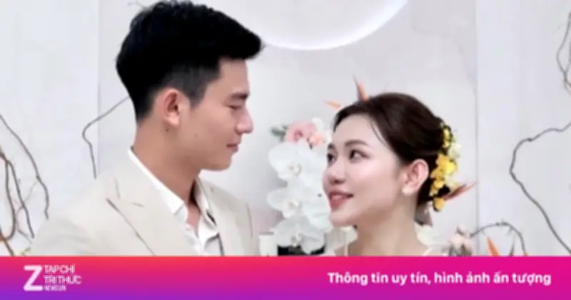 Hậu vệ Phan Tuấn Tài và hot girl Đoan Tâm tổ chức lễ dạm ngõ sau cầu hôn