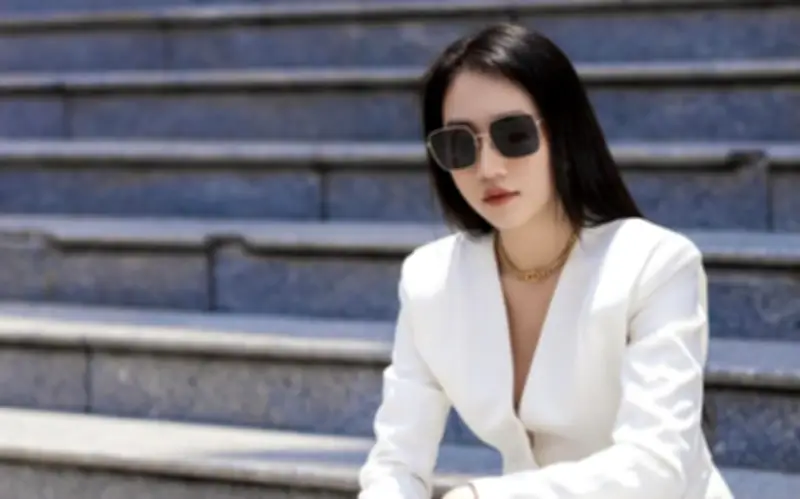 Huỳnh Hồng Loan độc thân tuổi 32, sự nghiệp thăng hoa sau tình cũ Tiến Linh