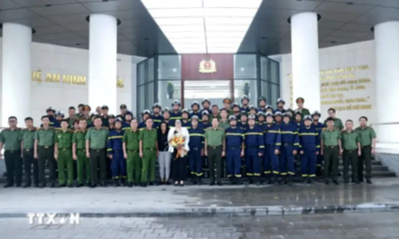 Đội cứu nạn cứu hộ Bộ Công an lên đường làm nhiệm vụ tại Venezuela
