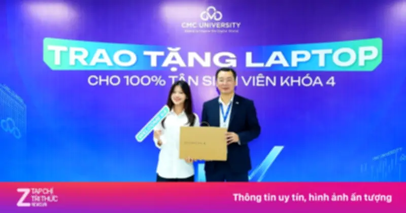 Đại học CMC tặng máy tính bảng cho tân sinh viên năm 2026