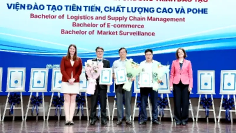 Đại học Kinh tế Quốc dân đạt chuẩn FIBAA cho 21 chương trình đào tạo