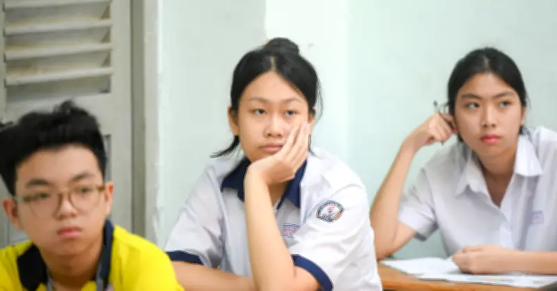 Điểm thi lớp 10 TPHCM: Sự đối lập giữa 'cơn mưa' điểm 10 và môn thi khắc nghiệt