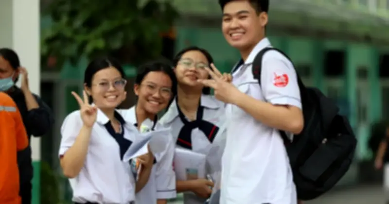Điểm thi tốt nghiệp THPT 2026: Vai trò trong xét tuyển đại học và dự báo điểm chuẩn