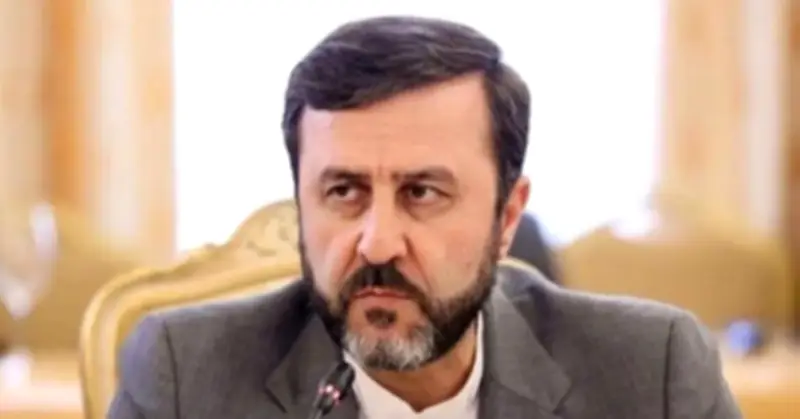 Iran bác tin đàm phán với Mỹ ở Qatar, họp với Oman bàn về Hormuz
