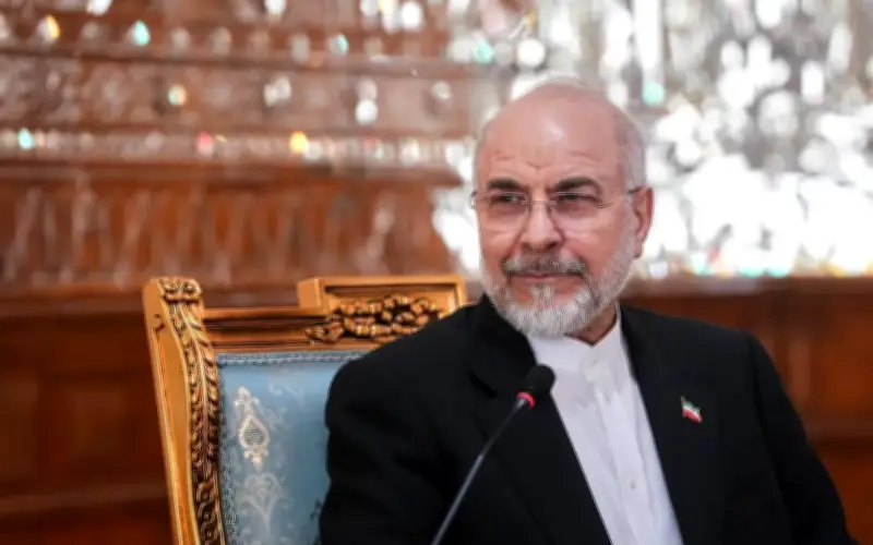 Iran tuyên bố quản lý Eo biển Hormuz sau đàm phán với Mỹ