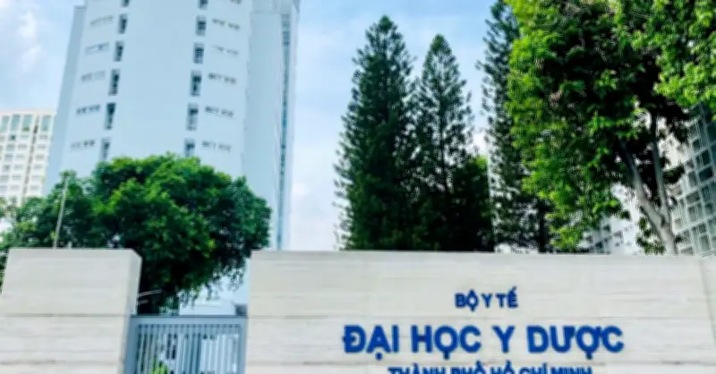 Điều kiện trúng tuyển sớm ĐH Y Dược TPHCM năm 2026