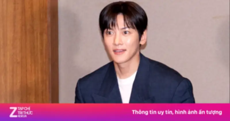 Ji Chang Wook hạnh phúc khi gặp người hâm mộ tại Đà Nẵng