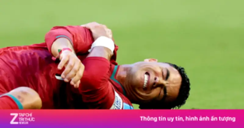 Kỷ lục trái ngược: Messi ghi bàn 7 trận liên tiếp, Ronaldo không rê bóng