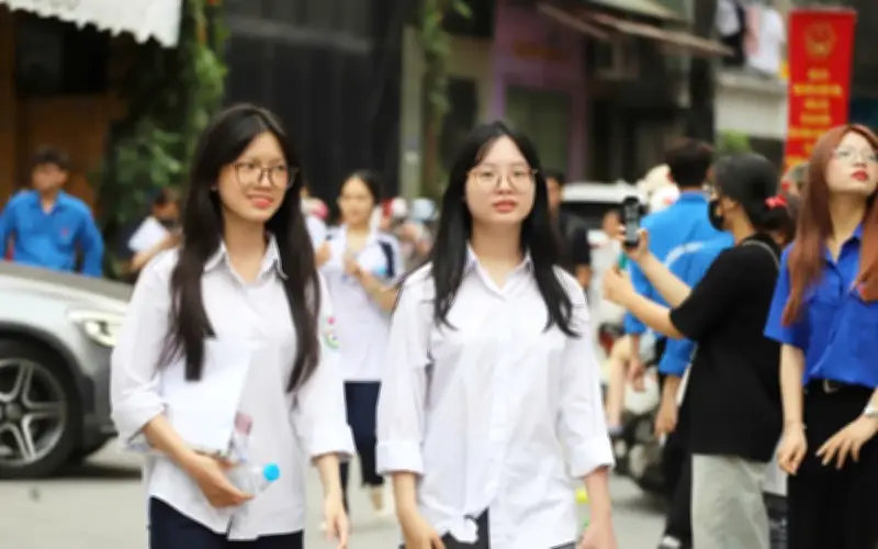 Kỳ thi tốt nghiệp THPT 2026: 12 thí sinh bị đình chỉ thi môn Ngữ văn