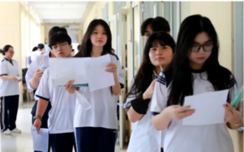 Kỳ thi tốt nghiệp THPT 2026: Giảm môn thi, tăng quyền lựa chọn cho thí sinh