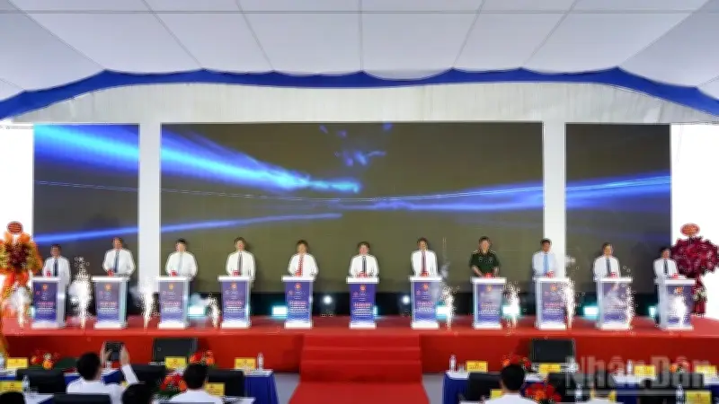 Khởi công cao tốc Hà Nội-Thái Nguyên-Chợ Mới hơn 21.000 tỷ đồng