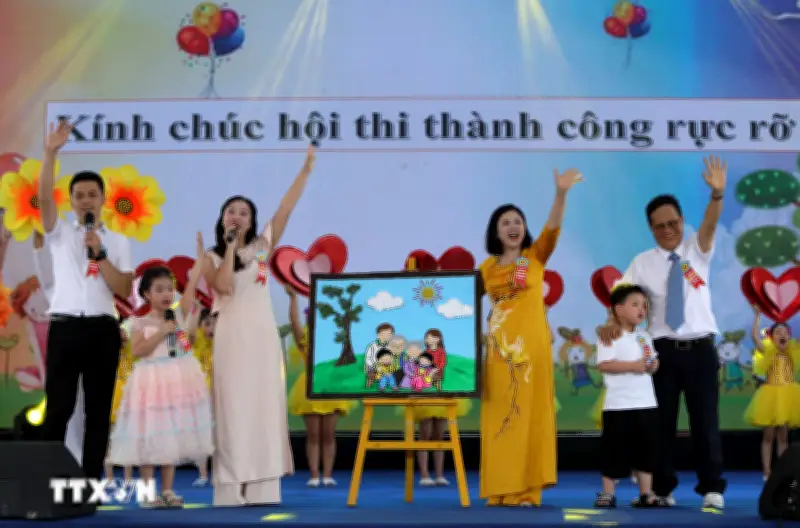 Khơi dậy sức mạnh nội sinh dân tộc từ nền tảng gia đình Việt Nam