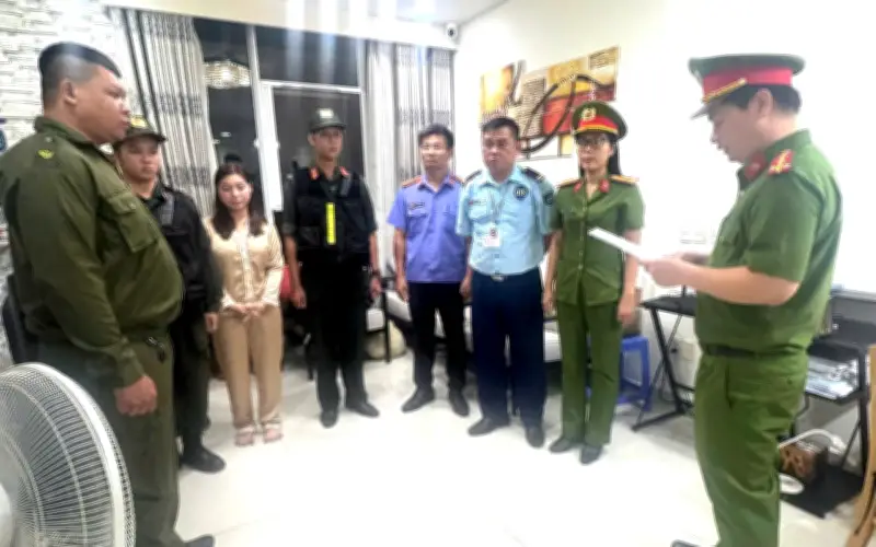 Khởi tố 11 đối tượng mua bán trái phép hóa đơn trên 20 nghìn tỷ đồng
