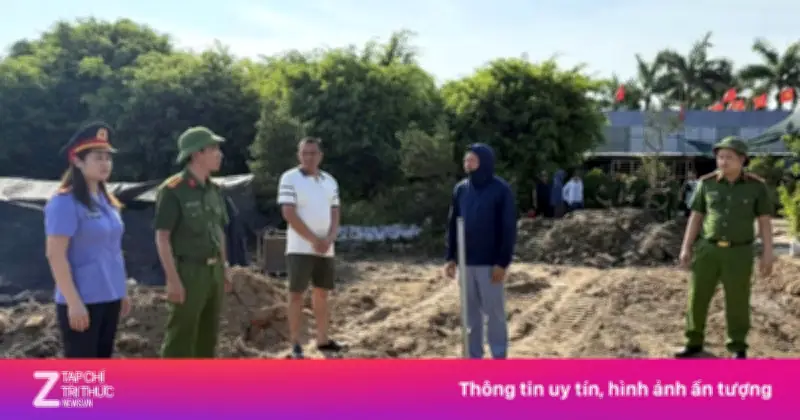 Khởi tố 2 người đổ trái phép hơn 177 tấn chất thải rắn ở Ninh Bình